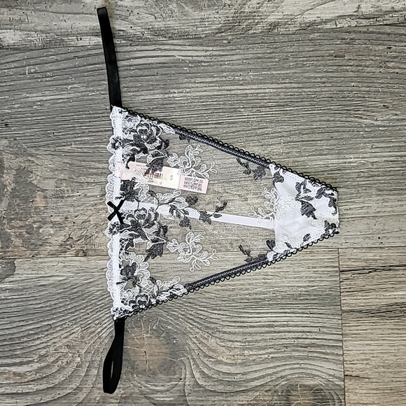 Victoria's Secret Dream Angles Embroidered V-String Large - Picture 5 of 7